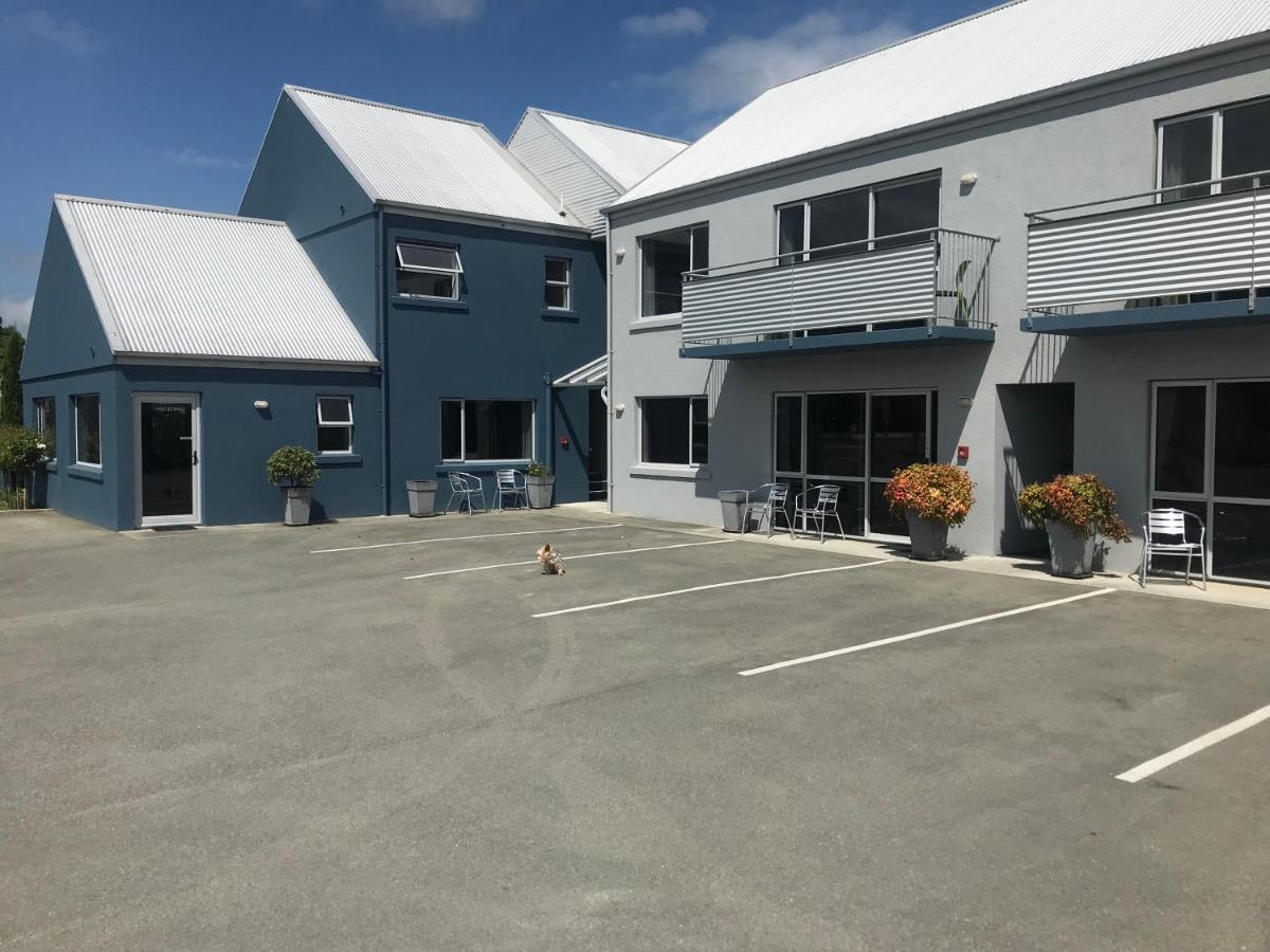 Phoenix Motels Temuka Exteriör bild