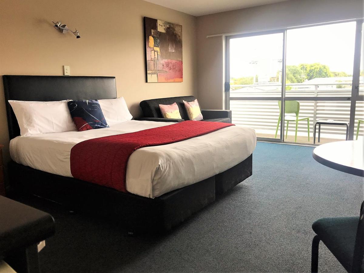 Phoenix Motels Temuka Exteriör bild