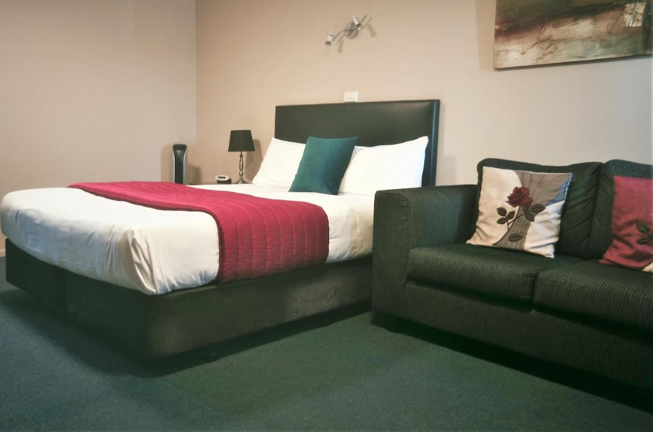 Phoenix Motels Temuka Exteriör bild