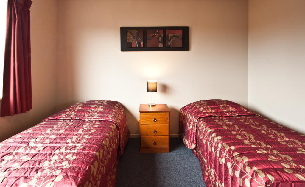 Phoenix Motels Temuka Exteriör bild